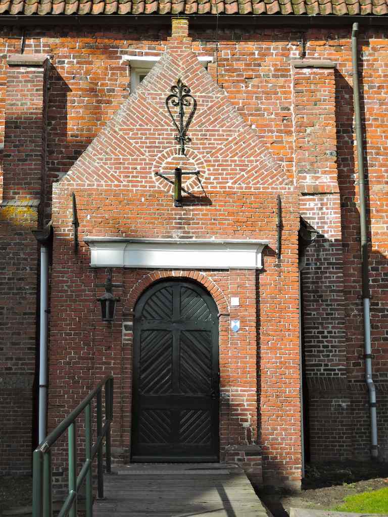 Kerk van Meeden - Entree