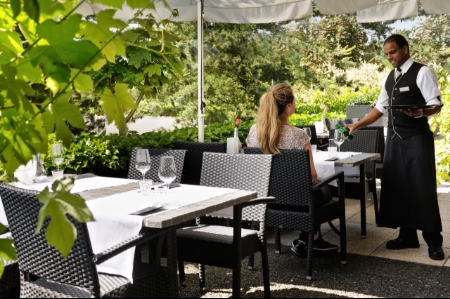 Van der Valk Hotel Groningen – Zuidbroek A7 - terras