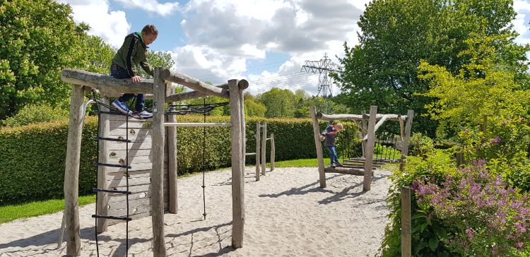 Speeltuin bij NME in Hoogezand