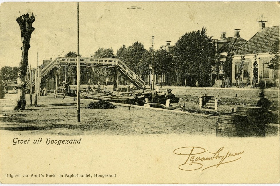 11. Sluiskade 49 of andere: De drukke buurt, Sluiskade met hoogholtje