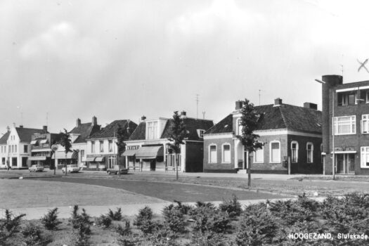 12. Sluiskade 55 Café en kerk